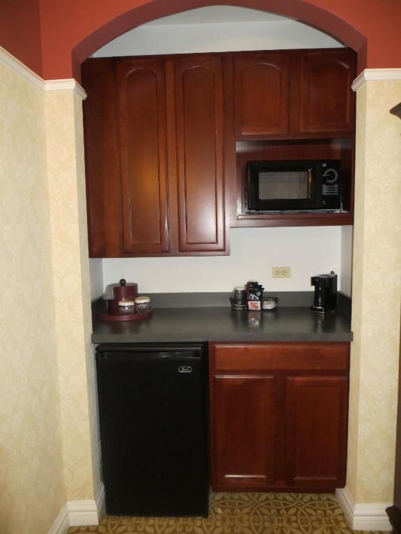 Carleton Of 3* Oak Park