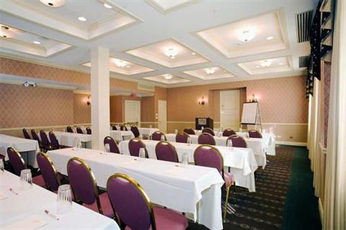 Carleton Of Hotel